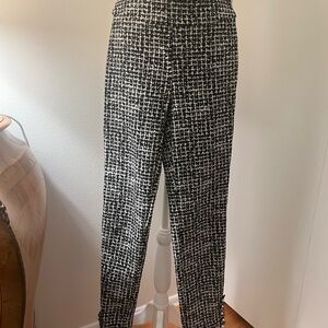 UP! Chanel-esque ankle pants.